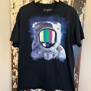Liquid Blue 2012 Astronaut Spaceman Peace Blue T-Shirt Size XL.